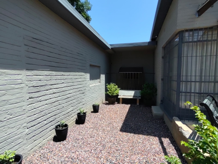 4 Bedroom Property for Sale in Parys Free State